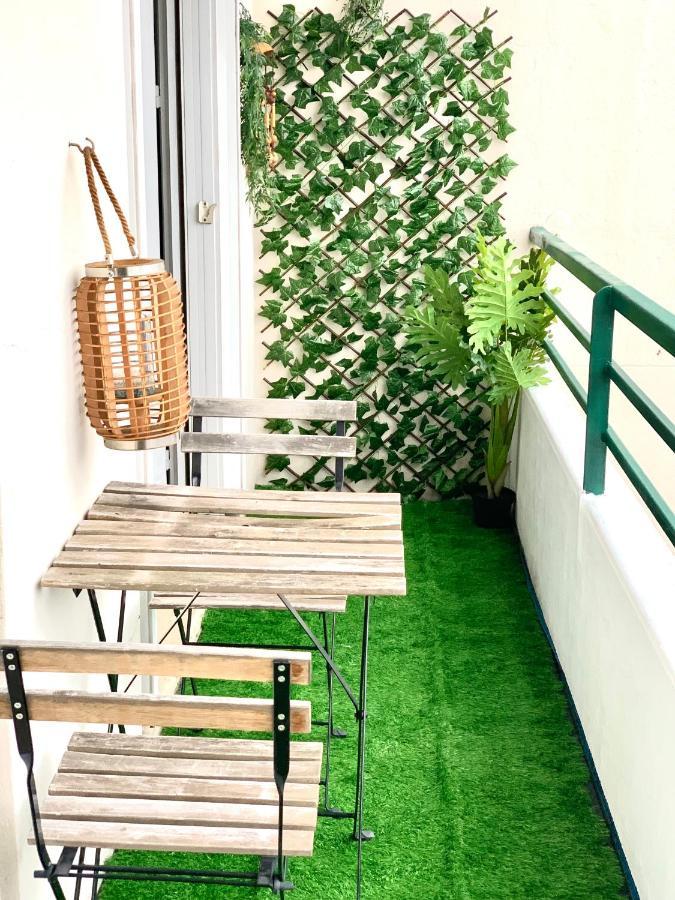Little Champs-Elysees Apartment ดร็องซี ภายนอก รูปภาพ